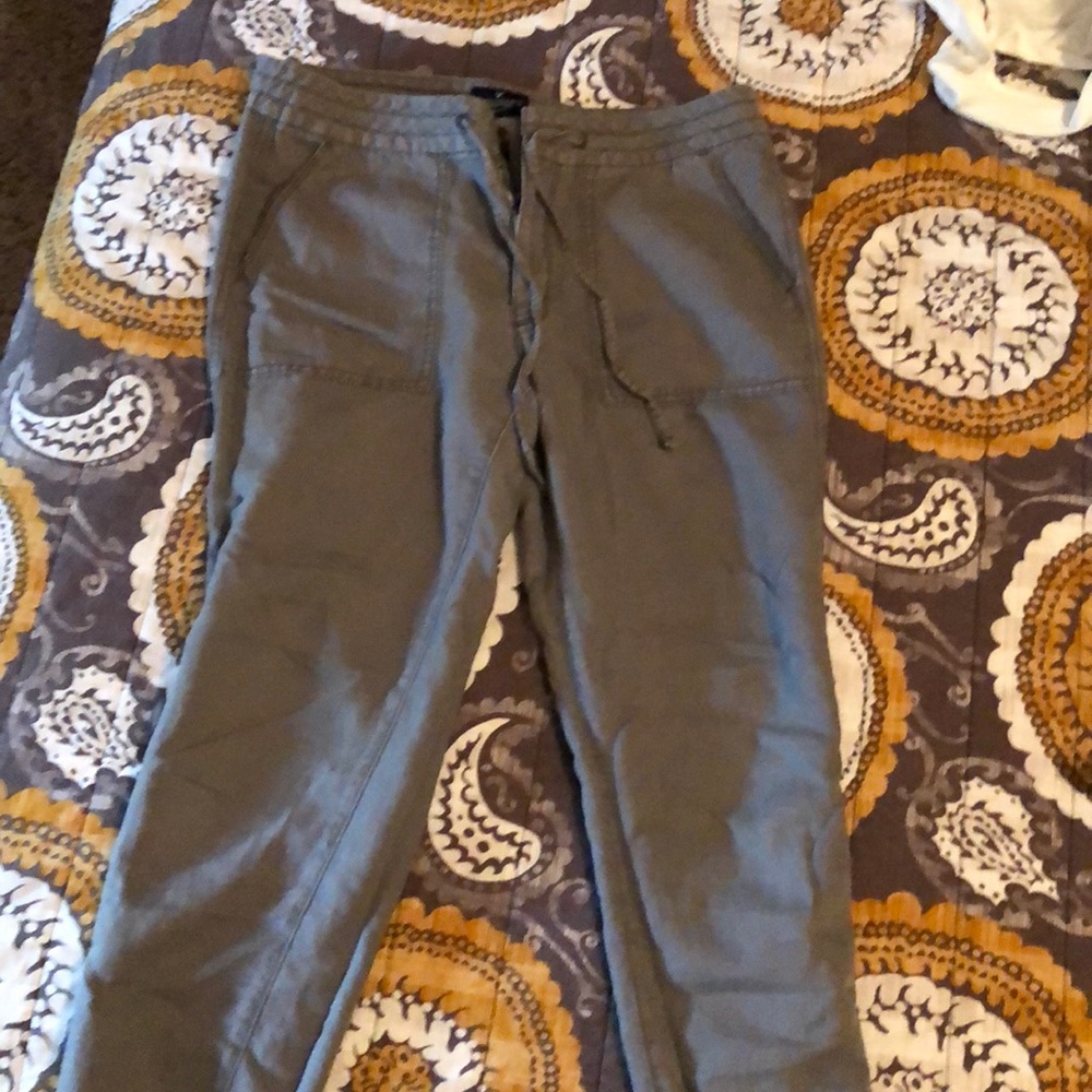 American eagle cargo pants